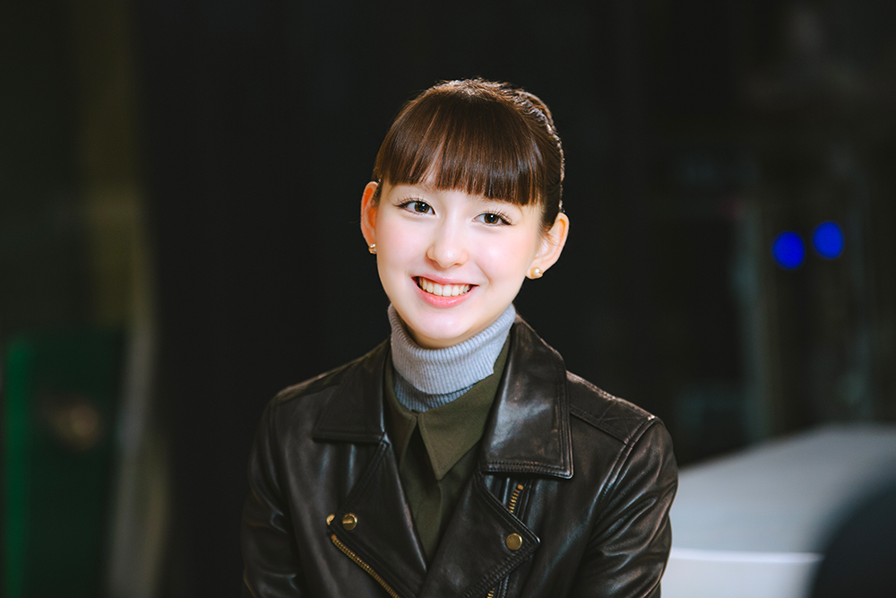 ジゼル愛華　特別インタビュー　Part1　ブラジルで生まれ育ち、新天地・日本の街並みを描く